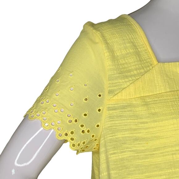 89th Street & Madison Top Eyelet Short Sleeve Yellow Elastic on Hem Size M - Picture 3 of 10